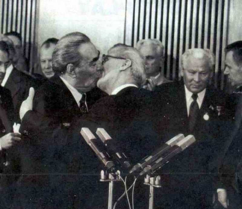 el beso.jpg